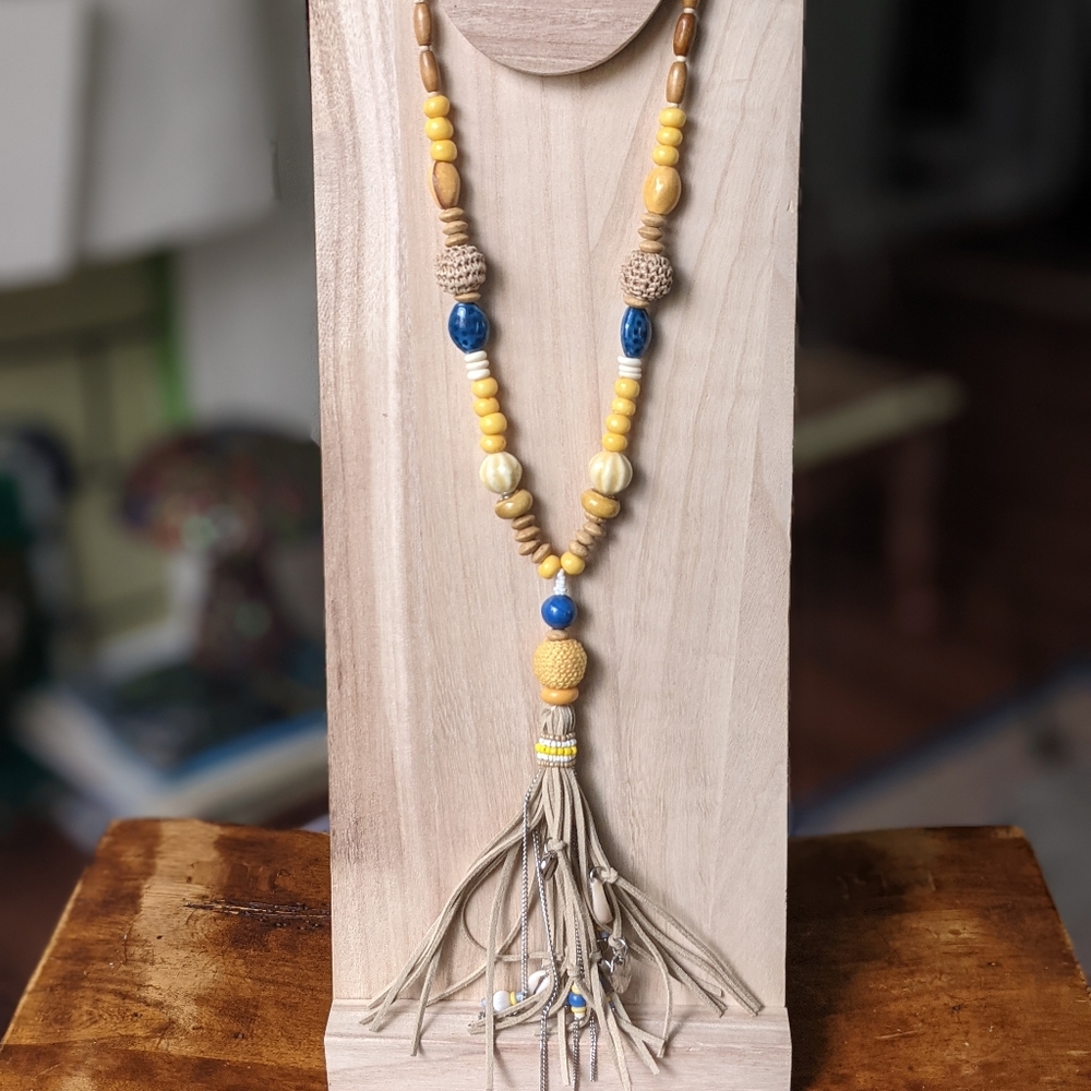 NWT Chico's beaded tassel necklace